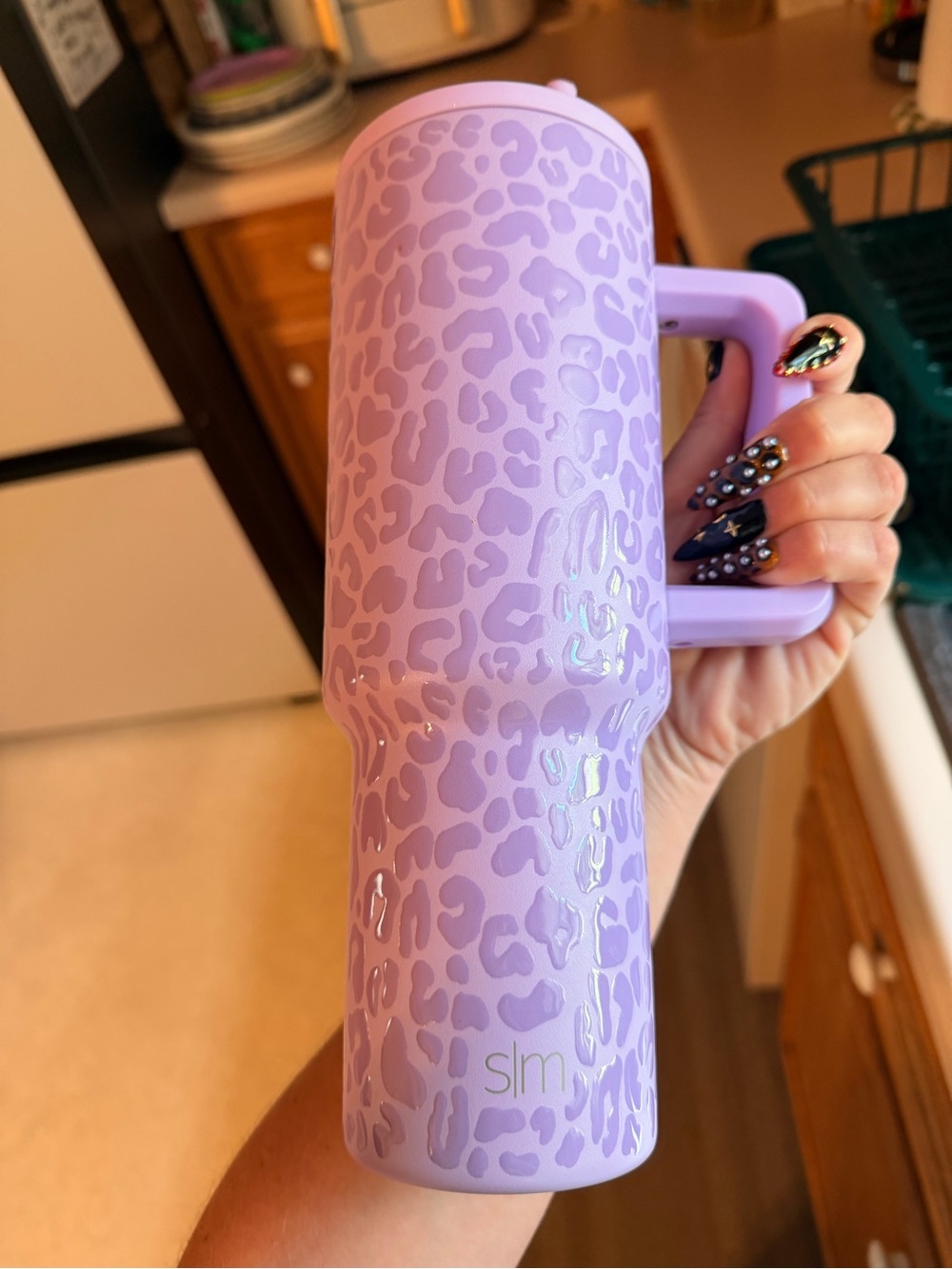 Simple Modern Lavender Leopard Print Travel Tumbler with Handle